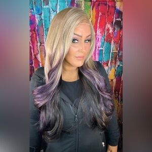 Outre Color Bomb. BIRKLEY. Fixed right side part.